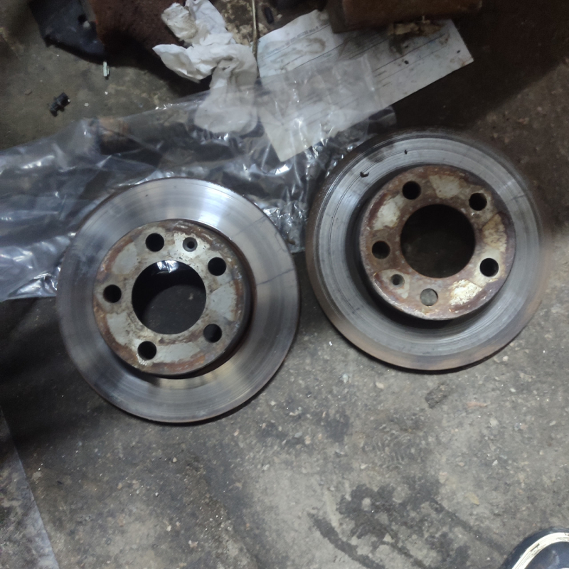 Диски тормозні задні Октавія тур гольф 4