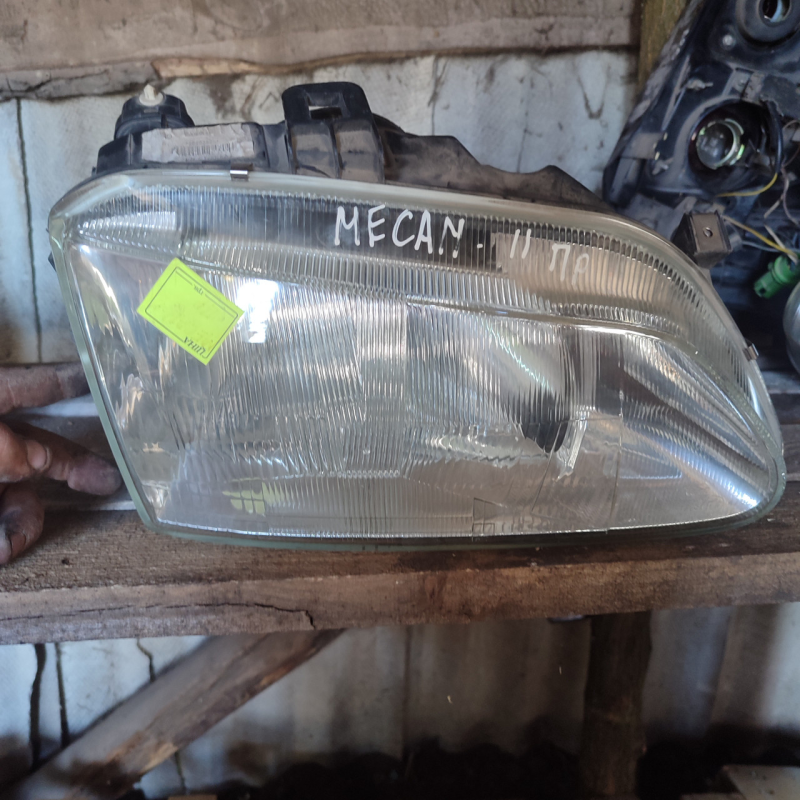 Фара Renault megane scenic 1 права
