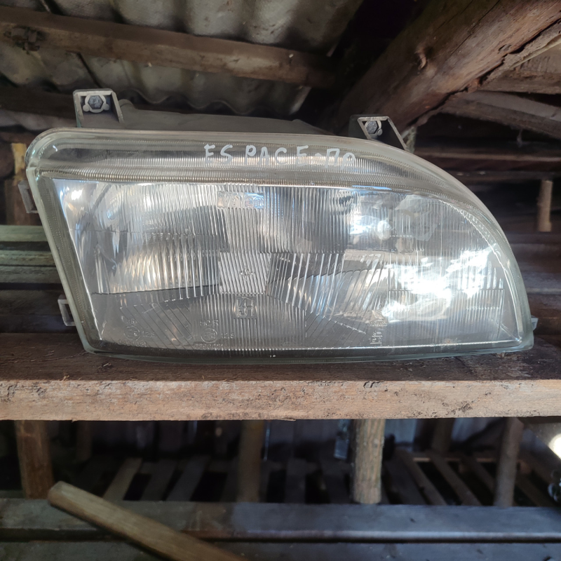 Фара Renault Espace права