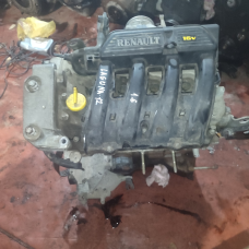 Двигун Renault laguna 1.6