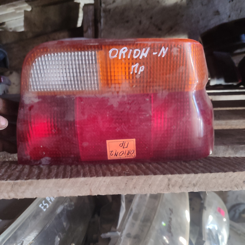 Ліхтарі задні ford orion escort