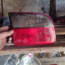 Ліхтарі задні opel omega b