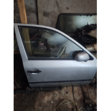 Дверні праві передні Октавія тур