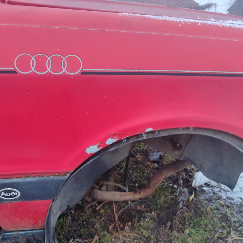 Крило праве ауді 80 б3