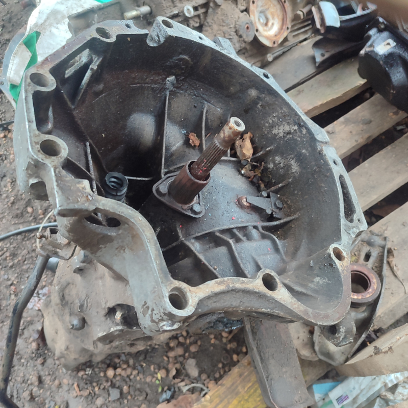 Мкпп ауді 100 с3 пасат б2 двигун 2.0 2.1 2.2 2.3 п“яти целідровий