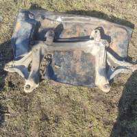 Підрамник Ауди 80 б3